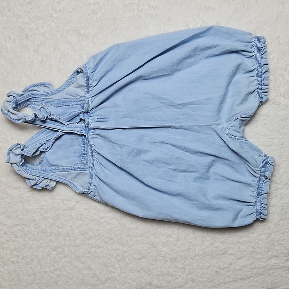 7 For All Mankind Blue Jean Embroidered Baby Romper 12 Months - Picture 3 of 4